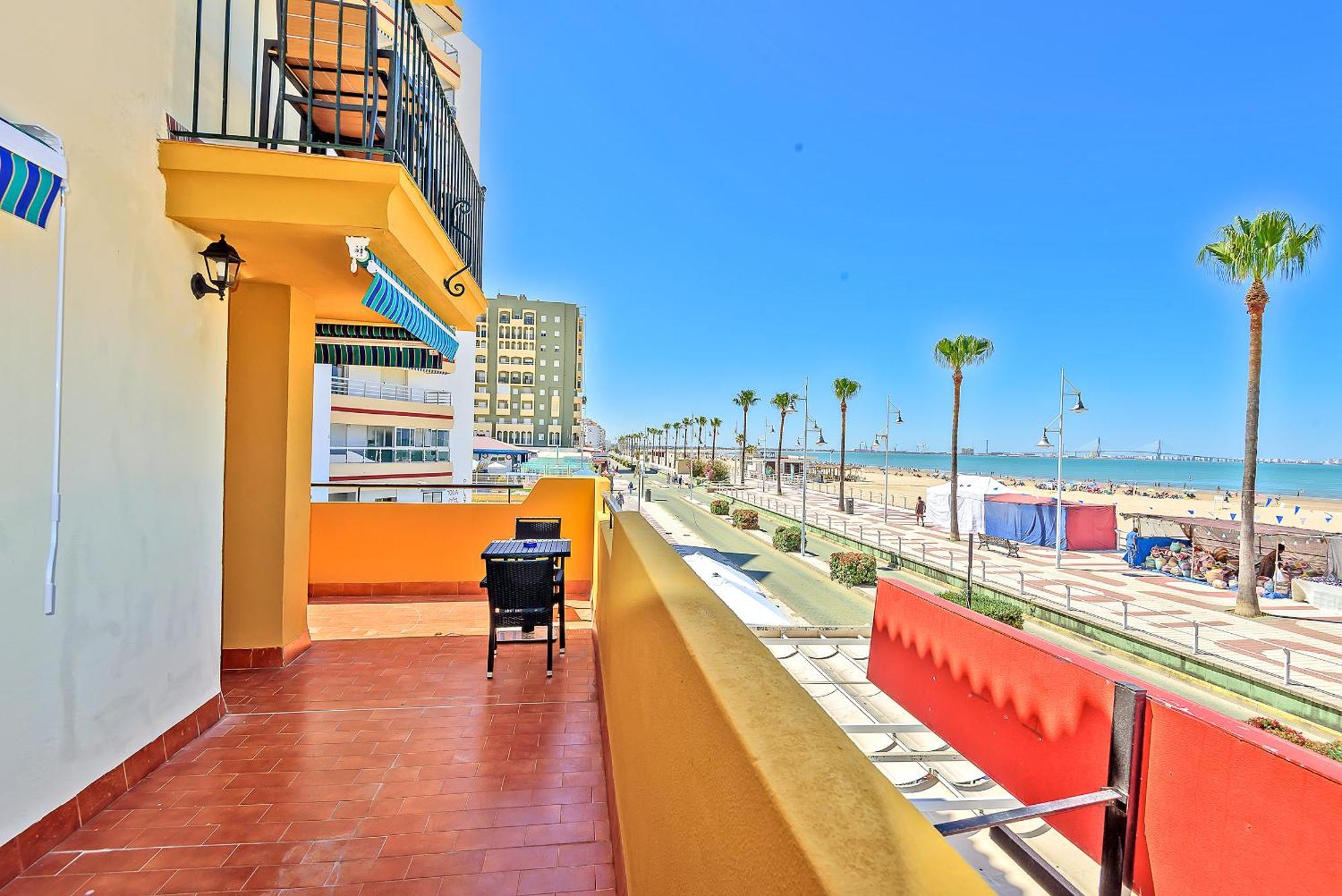 Beachfront Duplex 1ª Linea & Terraces Oceanfront El Puerto de Santa Maria Luaran gambar